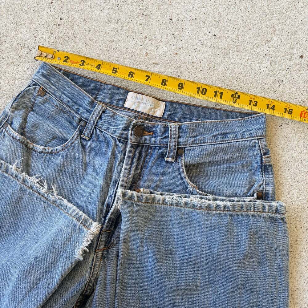 Y2k American Eagle Loose Fit Distressed Blue Denim Jeans Size 28/30 - Picture 4 of 6